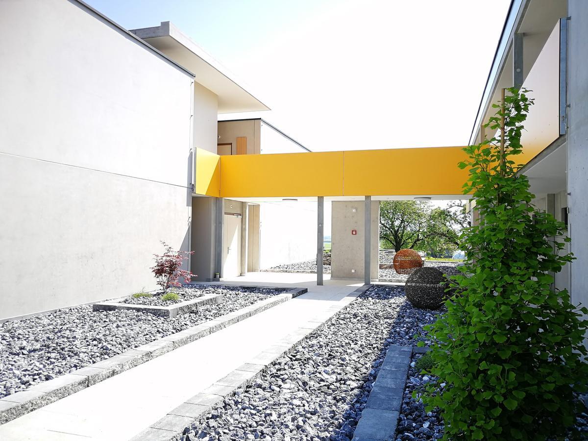 Wohnmotel - Hinterforst Altstatten Exterior photo